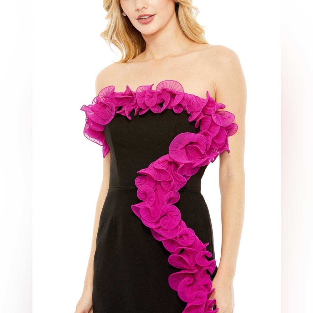 Ieena for Mac Duggal - 49642 - Black Mini Dress w/ Pink Ruffles - NWT - Size 2 - Picture 3 of 7